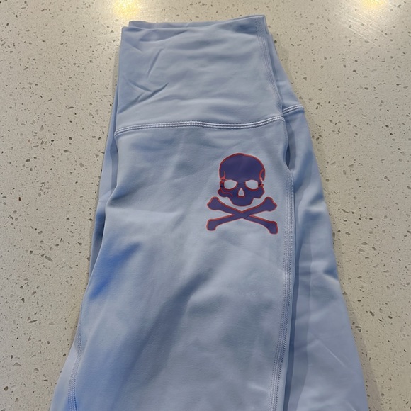 Soulcycle x Lululemon Align leggings Size 6 - Picture 3 of 3